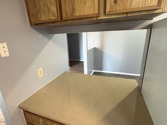 3rd image of 4261 Pershing Pointe Pl APT 3