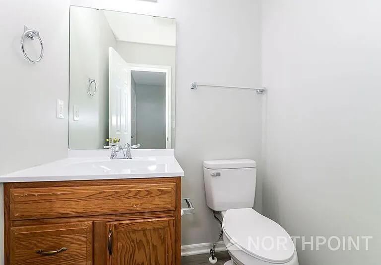 4211 Woodland Ave — Photo 13