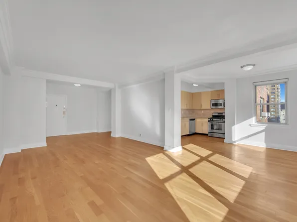 41 Park Avenue image 4 of 9