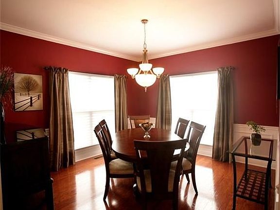 Dining room that overlooks the hills in West Nashville!