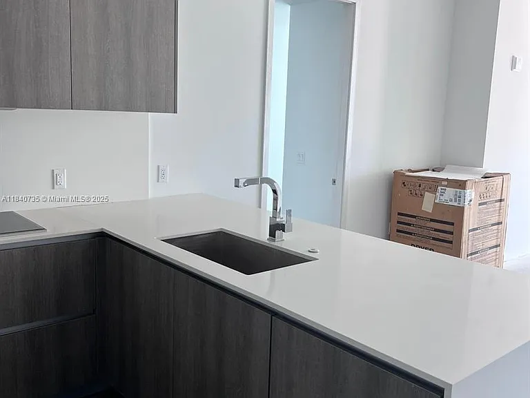 17550 Collins Ave #1004 — Photo 17
