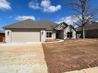 5608 Hummingbird Ln, Jacksonville, AR 72076