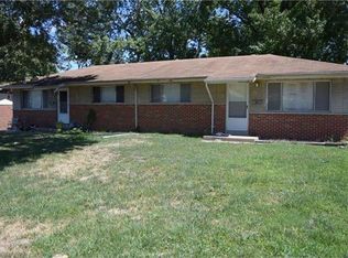 1206 Chargene St, Saint Charles, MO 63301