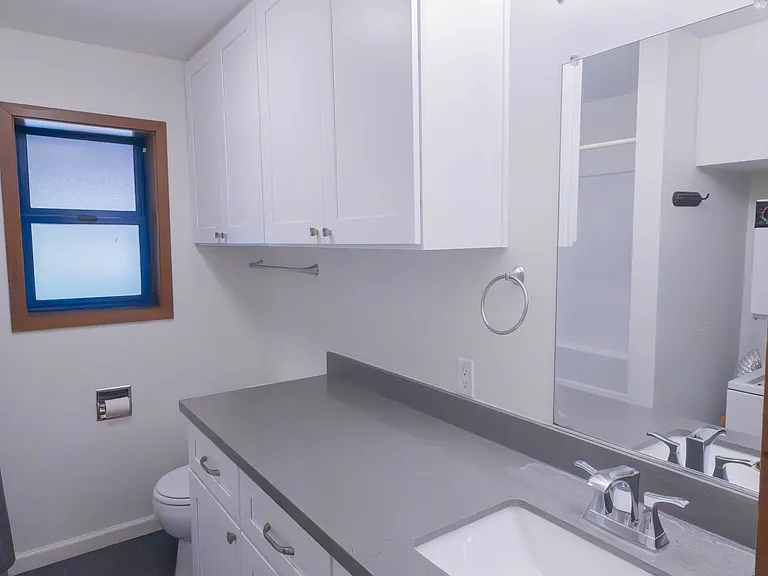 207 3rd St #320 — Photo 27