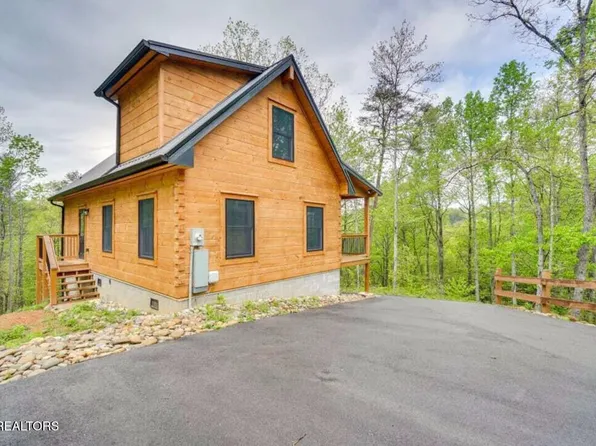 1411 Ridgefield Dr, Sevierville, TN 37876