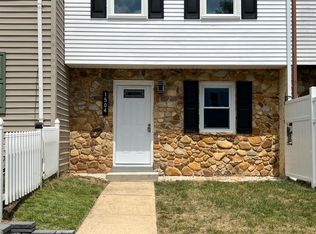 1504 Barnaby St, Newark, DE 19702