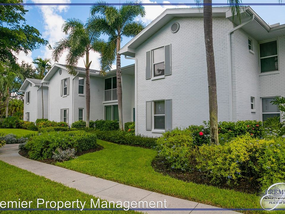 1st image of 800 S Golf Dr APT 205