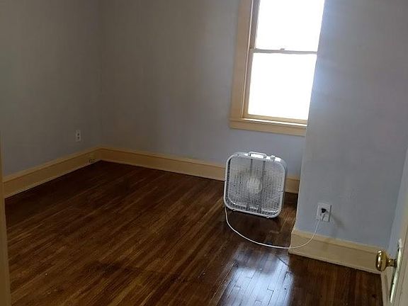 2nd image of 13210 Liberty Ave