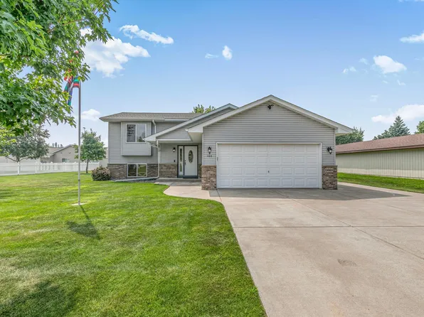 1104 E Able St, Saint Joseph, MN 56374