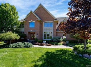 2790 Maginn Dr, Beavercreek, OH 45434