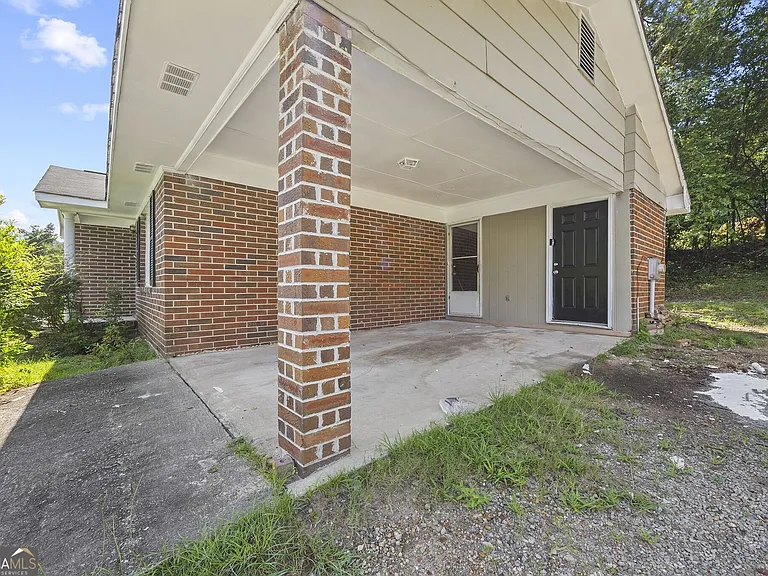 2260 Arrowwood Dr — Photo 5