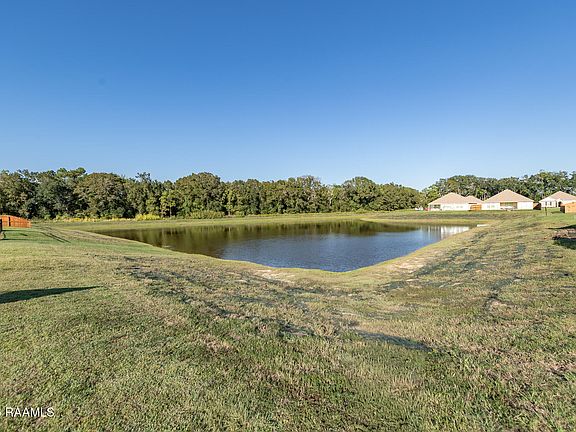 2nd image of 206 Harvest Ln