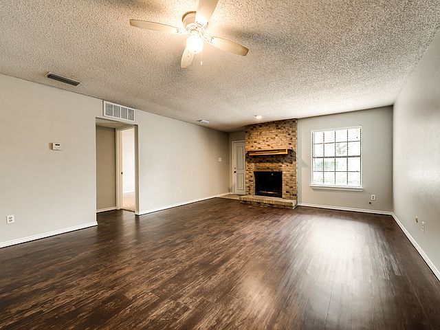 1st image of 8833 Saint Thomas Cir #1