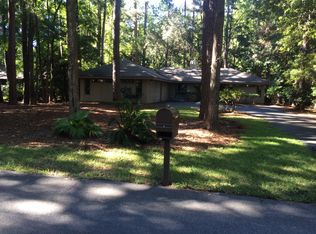 6 Coopers Hawk Rd, Hilton Head Island, SC 29926