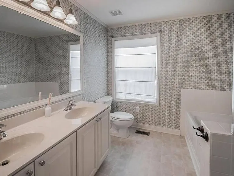 6189 Womersley Dr — Photo 4