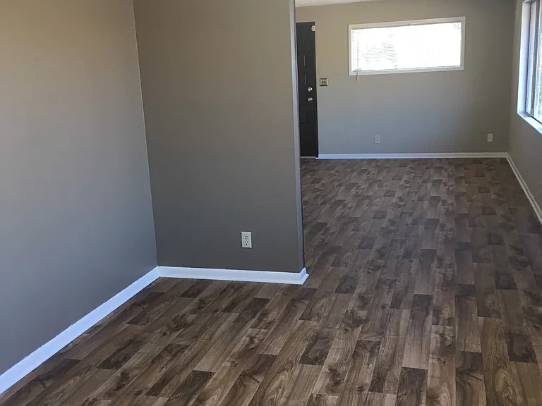 3311 Kromer Ave — Photo 9