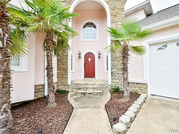 5th image of 14116 Beverly Dr