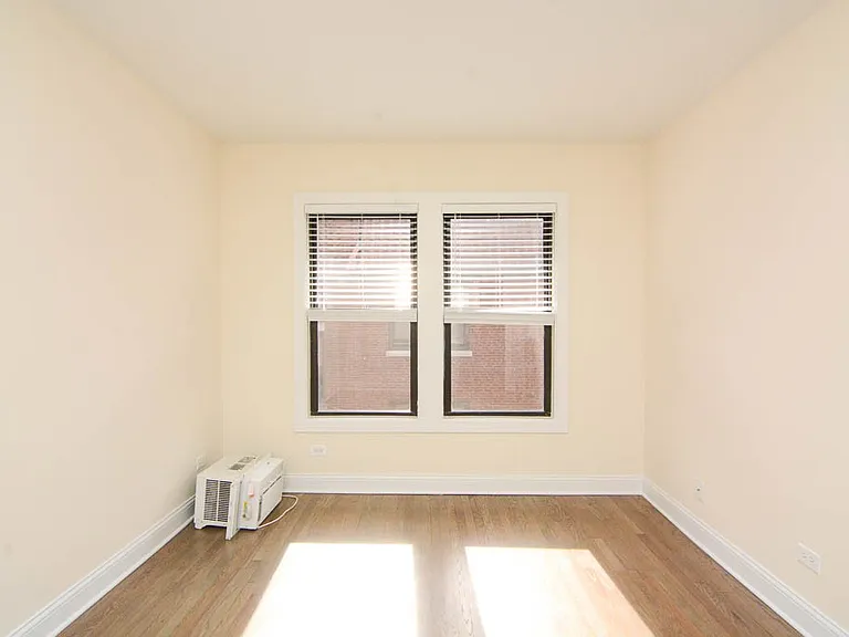 2643 N Spaulding Ave #W4 — Photo 7