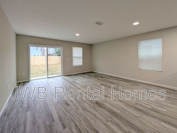 5th image of 7605 Eaton Ave