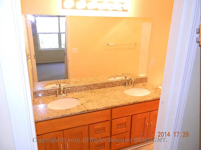 3416 NW 31st Cir — Photo 11