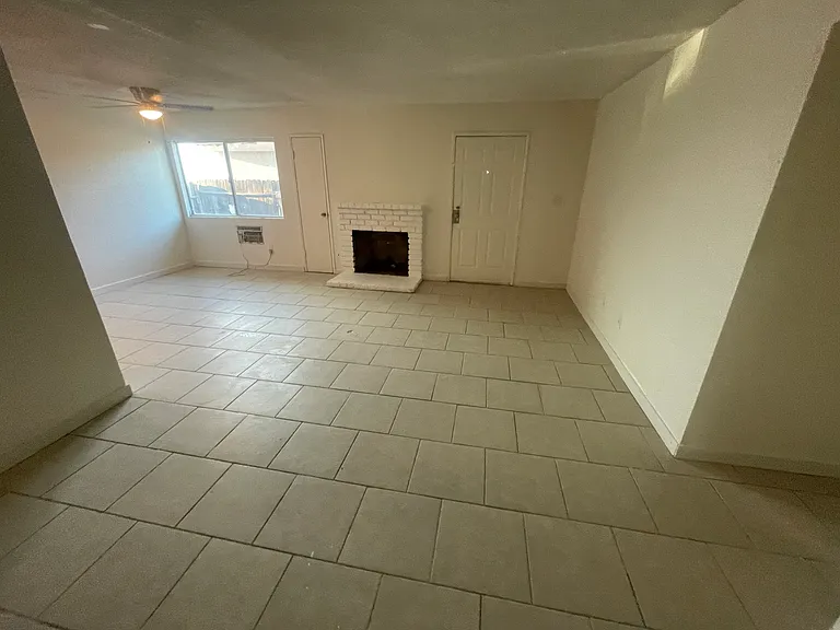 13243 Davenport St #2 — Photo 8