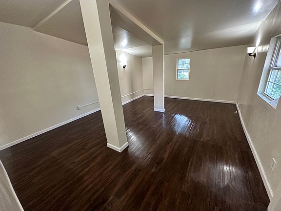 3rd image of 1941 North St #1