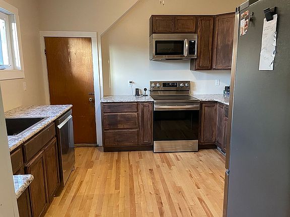 3rd image of 213 N Main St
