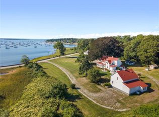 60 Poppasquash Rd, Bristol, RI 02809