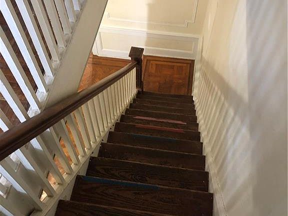 4th image of 1551 Ryder St