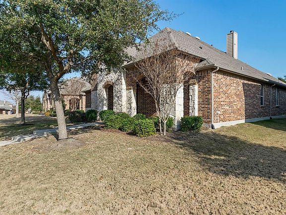 2nd image of 7512 Meadow Run Ln