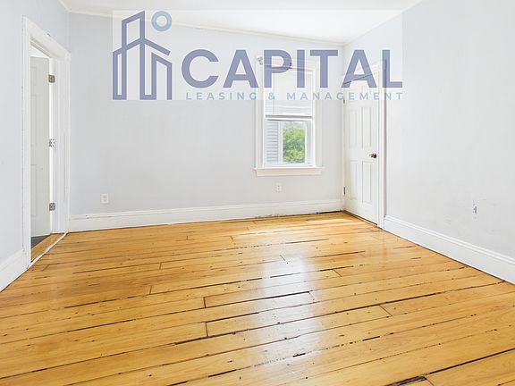 5th image of 21 Goddard St Floor 2