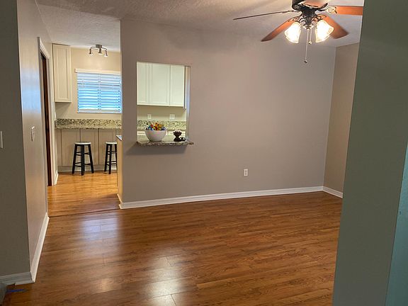 Dining room with pass through counter to kitchen