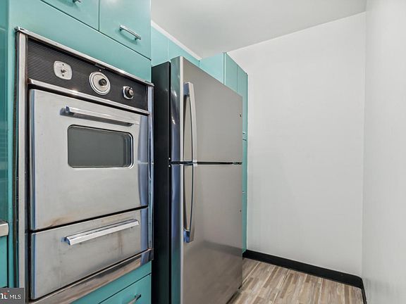 3rd image of 2401 H St NW APT 815
