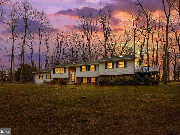 16203 Dark Hollow Rd, Upperco, MD 21155