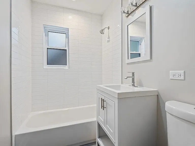 1619 Monroe St #1 — Photo 13