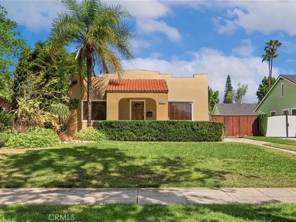 231 Lincoln Ave, Pomona, CA 91767