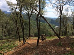 173 Green Cliffs Loop Rd, Banner Elk, NC 28604