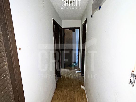 4th image of 1621 Chambers Rd