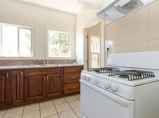 1206 1/2 Gordon St, Los Angeles, CA 90038