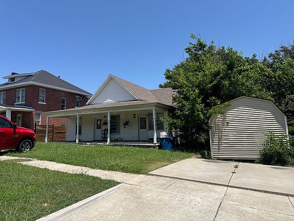 2nd image of 415 E Miami Ave