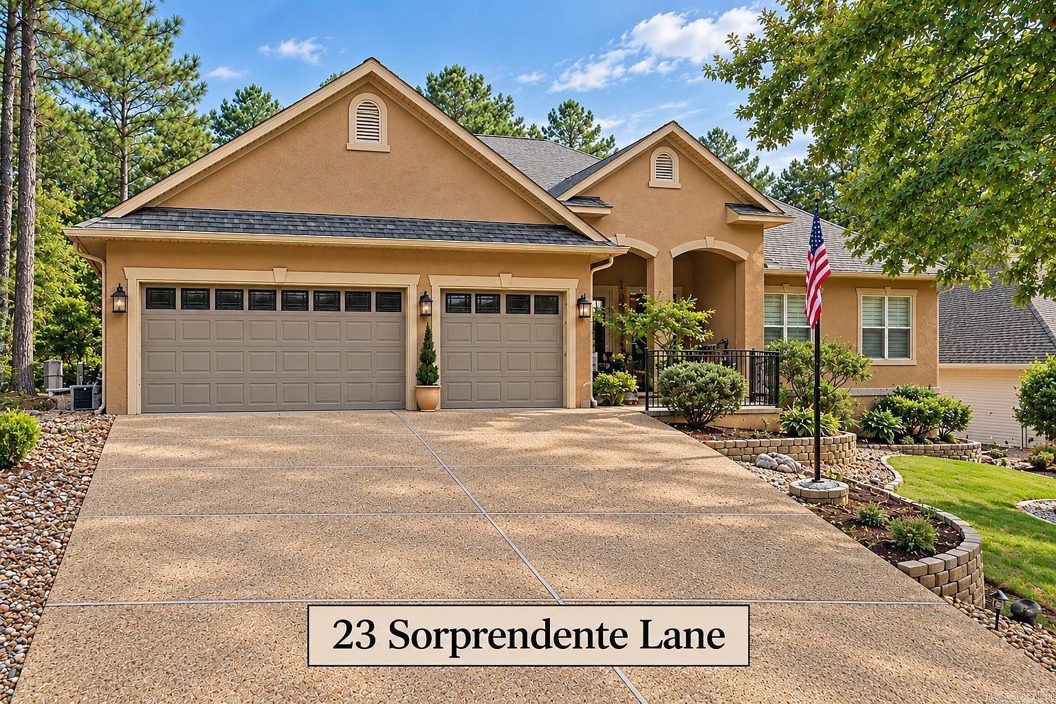 23 Sorprendente Ln — Granada Golf Course