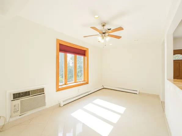 8884 17th Avenue image 9 of 31