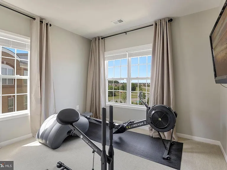 23792 Hopewell Manor Ter — Photo 35