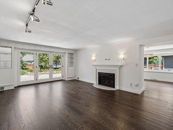 4th image of 5404 Interlachen Blvd