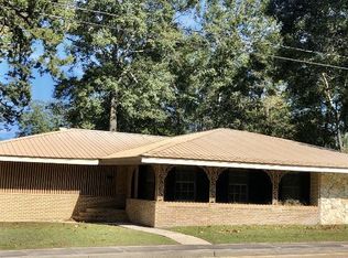 612 W 1st St, Deridder, LA 70634