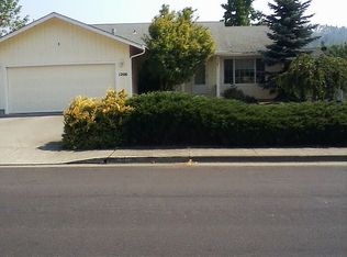 1206 E 2nd Ave, Sutherlin, OR 97479