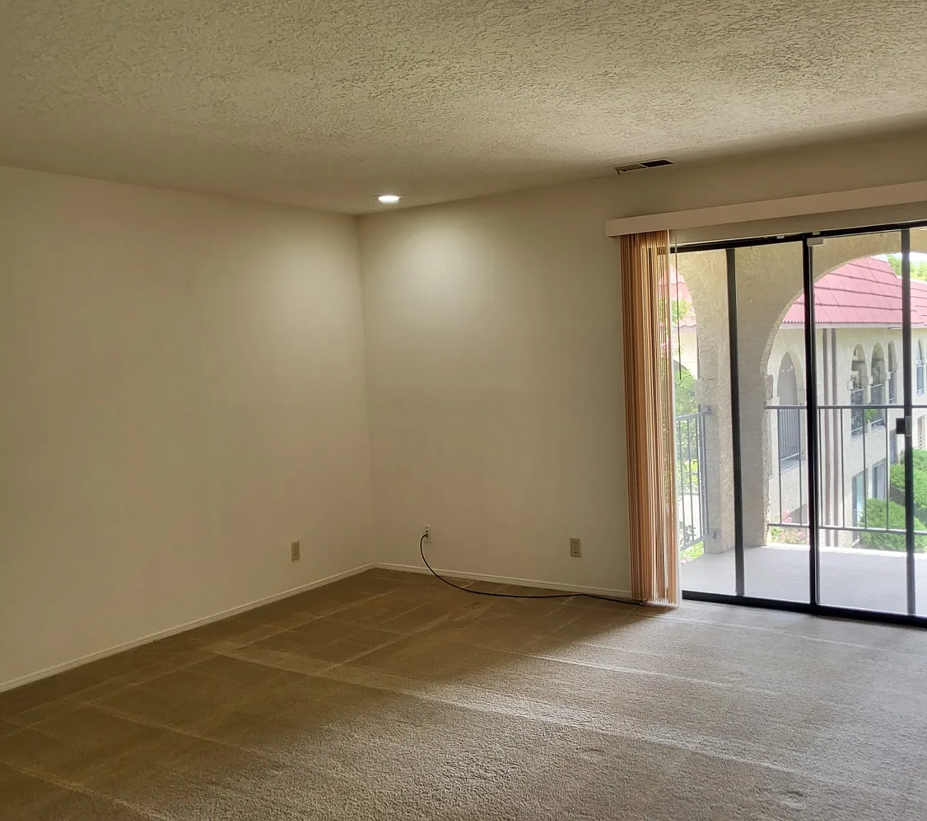 2 bed, 1133 sqft, $1,450 — Photo 4