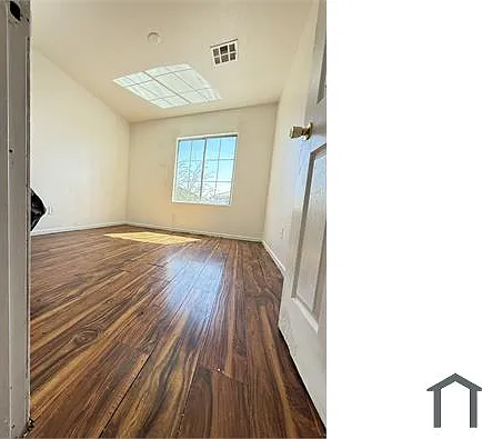 5 bed, 1900 sqft, $3,000 — Photo 1