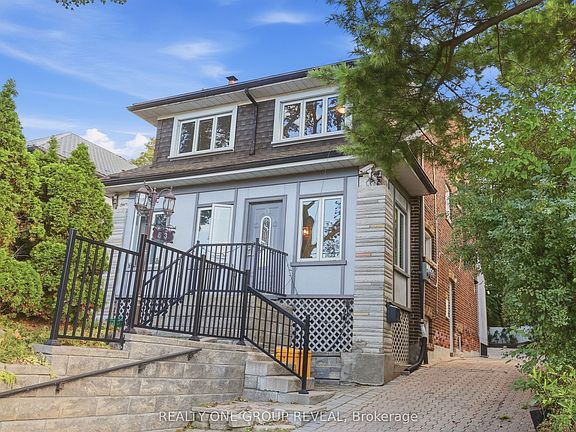 2nd image of 83 Lawrence Ave E