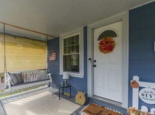 51 Hoover Rd, Walpole, MA 02081